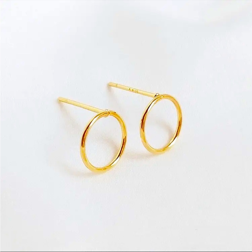 Round Earrings